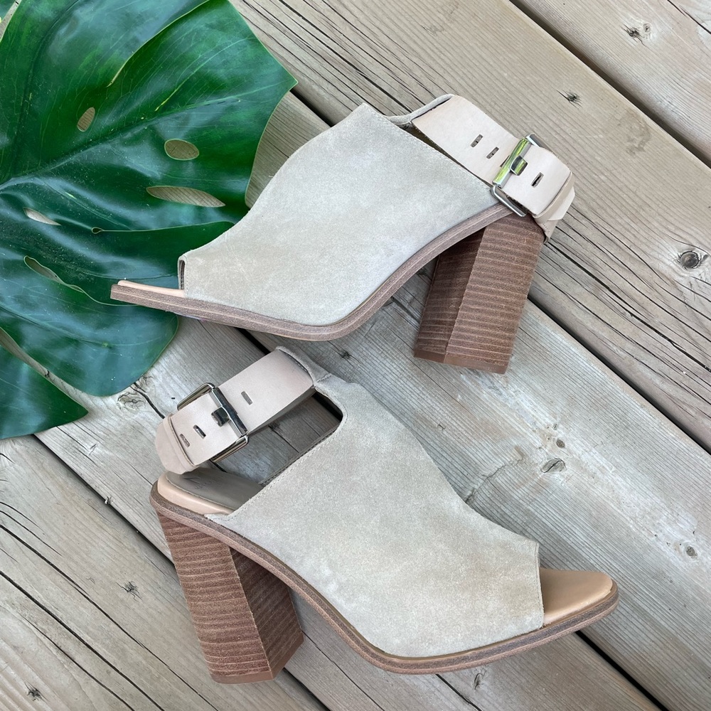 Marc Fisher sandals